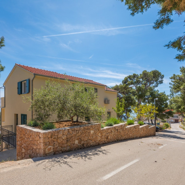 Apartments Silvana, APARTMENTS SILVANA Sveta Nedjelja, Otok Hvar