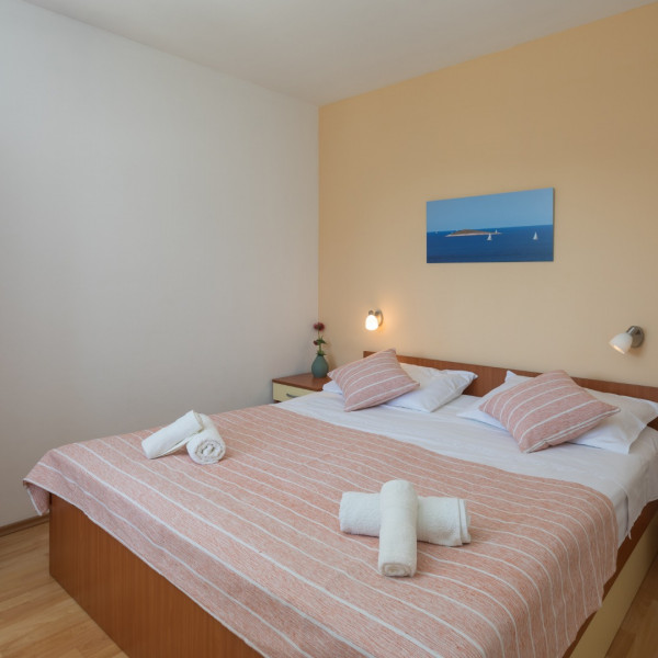 Bedrooms, Apartments Silvana, APARTMENTS SILVANA Sveta Nedjelja, Otok Hvar