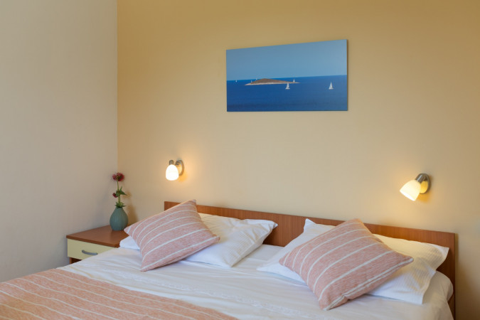 ORANGE APARTMENT, APARTMENTS SILVANA Sveta Nedjelja, Otok Hvar