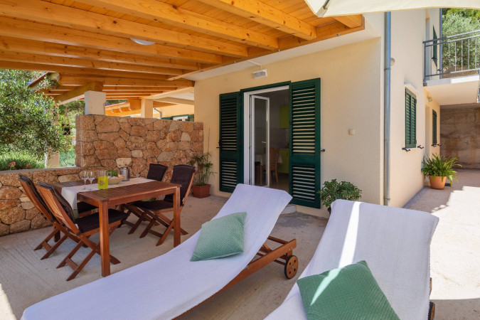 GREEN APARTMENT, APARTMENTS SILVANA Sveta Nedjelja, Otok Hvar