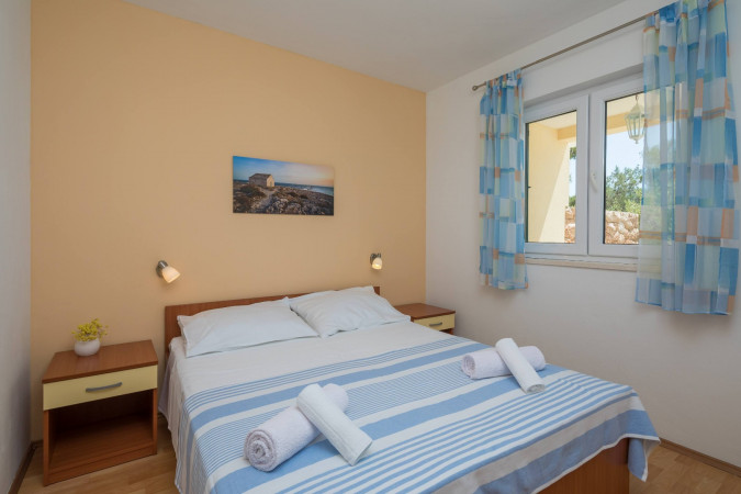 ORANGE APARTMENT, APARTMENTS SILVANA Sveta Nedjelja, Otok Hvar