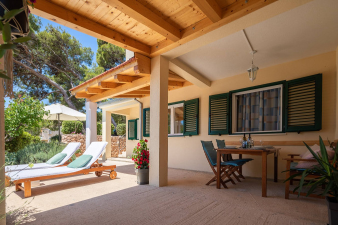 ORANGE APARTMENT, APARTMENTS SILVANA Sveta Nedjelja, Otok Hvar